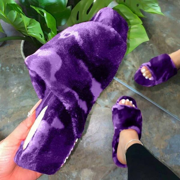 2020 new autumn/winter flip flop new fur ms slippers color large-size thick-soled graffiti print home women sandals 35-43, Black
2020 new autumn/winter flip flop new fur ms slippers color large-size thick-soled graffiti print home women sandals 35-43, Black