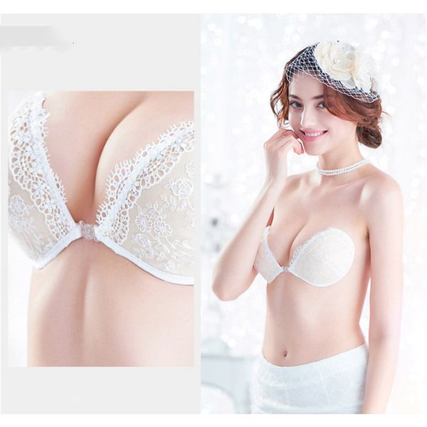 super sile strapless invisible white lace embroidered push up sticky bra for women wedding, Red;black
super sile strapless invisible white lace embroidered push up sticky bra for women wedding, Red;black