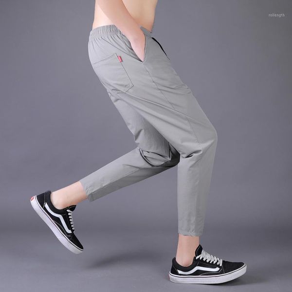 new nine point pants men's korean trend ultra thin casual sports men's pants quick drying air conditioning in spring1, Black
new nine point pants men's korean trend ultra thin casual sports men's pants quick drying air conditioning in spring1, Black