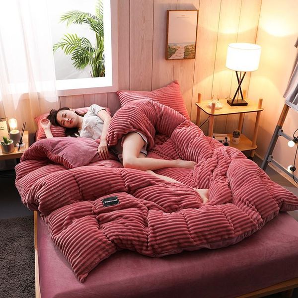 winter super soft velvet fleece 4pcs bedding set flannel thicken warm bedding set velvet duvet cover bed sheet pillowcases1
winter super soft velvet fleece 4pcs bedding set flannel thicken warm bedding set velvet duvet cover bed sheet pillowcases1