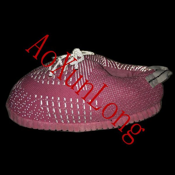 2020 new gifts winter glowing home slippers women house slippers women indoor warm reflective shoes woman banquet flash sneakers, Black
2020 new gifts winter glowing home slippers women house slippers women indoor warm reflective shoes woman banquet flash sneakers, Black