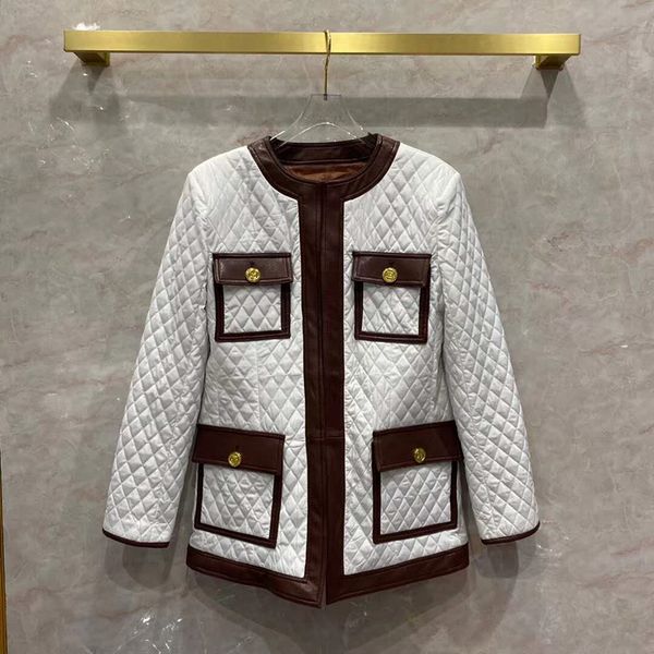 european and american women's wear 2020 winter new style long-sleeved round collar fashionable multi-pocket contrasting colored padded, Black
european and american women's wear 2020 winter new style long-sleeved round collar fashionable multi-pocket contrasting colored padded, Black