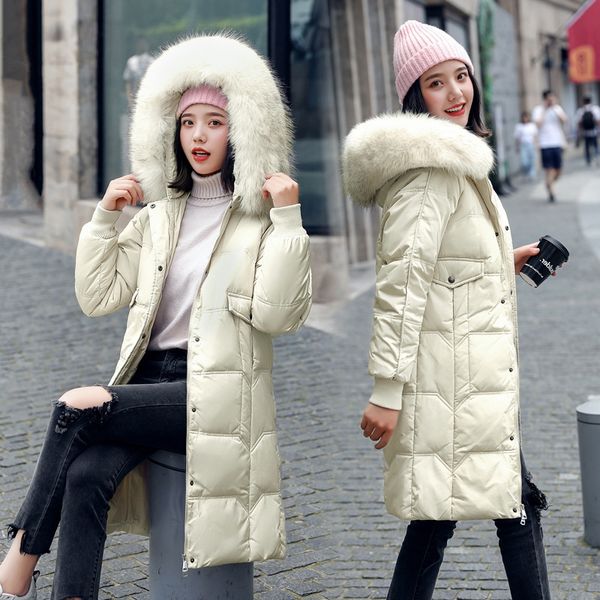 white duck feather coat and 100% natural fox neck, long, thin, beautiful, fresh, winter, 2019
white duck feather coat and 100% natural fox neck, long, thin, beautiful, fresh, winter, 2019