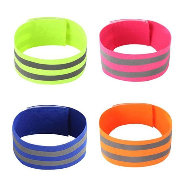 elbow & knee pads reflective bands elasticated armband wristband ankle leg straps safety reflector tape for night jogging walking cycling, Black;gray
elbow & knee pads reflective bands elasticated armband wristband ankle leg straps safety reflector tape for night jogging walking cycling, Black;gray