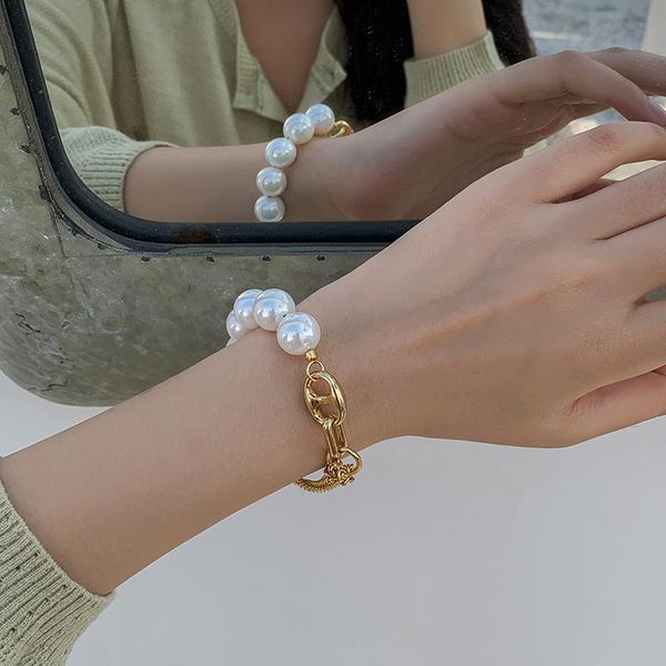 design fashion splicing chain pig nose pearl bracelet personality ins handdress women, Black
design fashion splicing chain pig nose pearl bracelet personality ins handdress women, Black