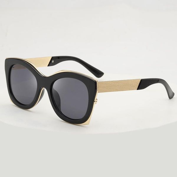 sunglasses semimetallic square frame men and women metal sun glasses vintage mens, White;black
sunglasses semimetallic square frame men and women metal sun glasses vintage mens, White;black