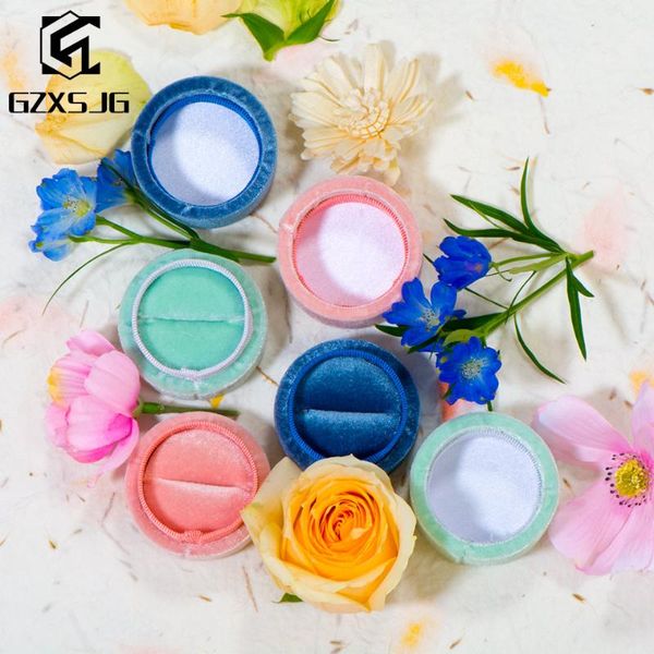 gzxsjg 5pcs/lot handmade velvet round jewelry boxes for wedding pink green blue ring boxes for wedding engagement bridal gifts, Pink;blue
gzxsjg 5pcs/lot handmade velvet round jewelry boxes for wedding pink green blue ring boxes for wedding engagement bridal gifts, Pink;blue