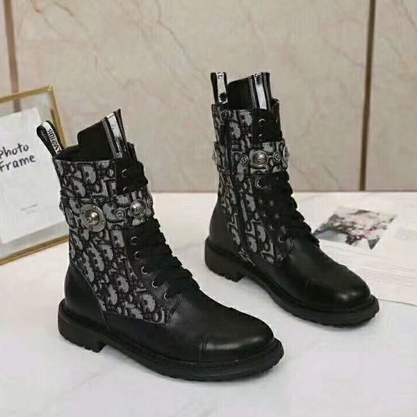louisy vuittons2020 fashion lady martin boots flamingo love subcategory medal rough leather desert winter boots luxury leather women sho, Black;red
louisy vuittons2020 fashion lady martin boots flamingo love subcategory medal rough leather desert winter boots luxury leather women sho, Black;red