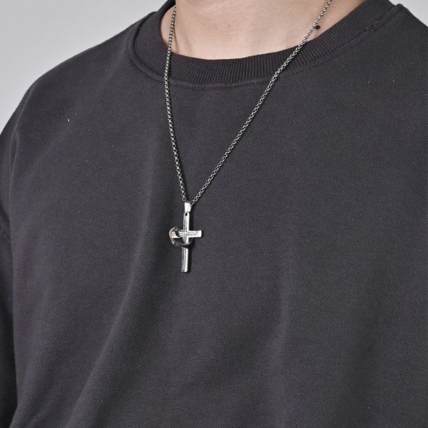 necklace fashion design pendant luxury jewelry hip hop brand cross ring men's simple and versatile bouncing titanium steel personalized, Silver
necklace fashion design pendant luxury jewelry hip hop brand cross ring men's simple and versatile bouncing titanium steel personalized, Silver