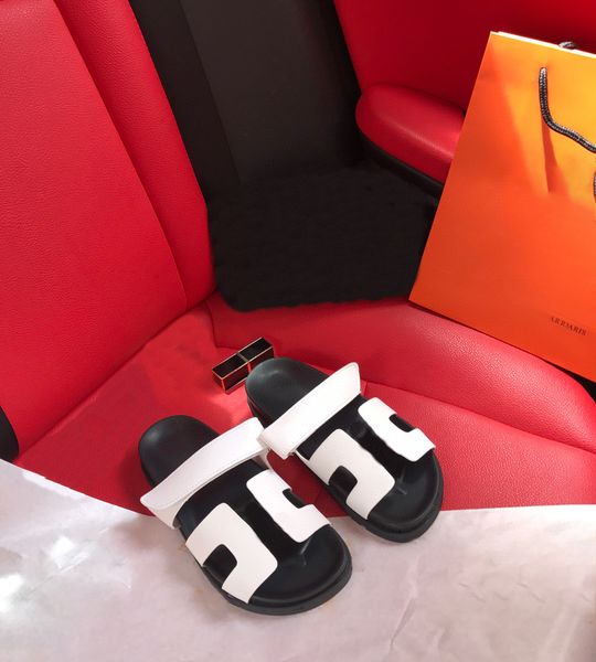 2022 luxury designer ladies sandals letter logo slippers chypre flat cowhide velcro female summer casual flip-flop lazy shoes size 35-40, Black
2022 luxury designer ladies sandals letter logo slippers chypre flat cowhide velcro female summer casual flip-flop lazy shoes size 35-40, Black