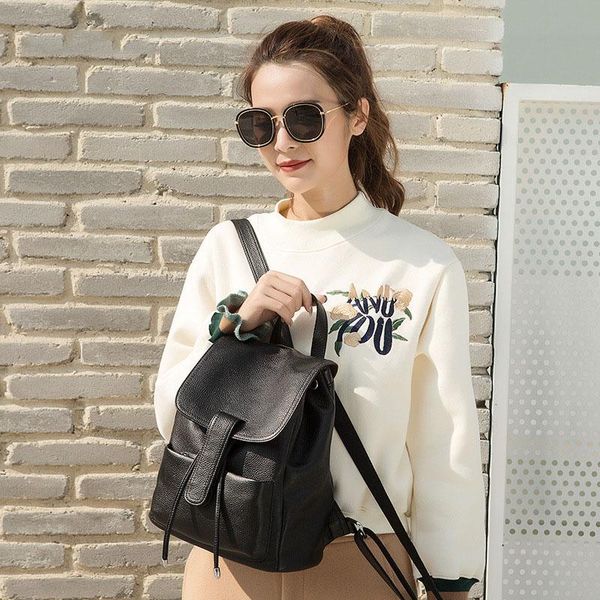 women's new leather zipper large-capacity backpack european and american fashion first layer cowhide bucket backpack
women's new leather zipper large-capacity backpack european and american fashion first layer cowhide bucket backpack