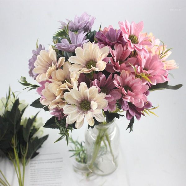 10 head / 1 bunch artificial daisy decorative fake plant sunflower bridal bouquet christmas home wedding new year decoration1
10 head / 1 bunch artificial daisy decorative fake plant sunflower bridal bouquet christmas home wedding new year decoration1