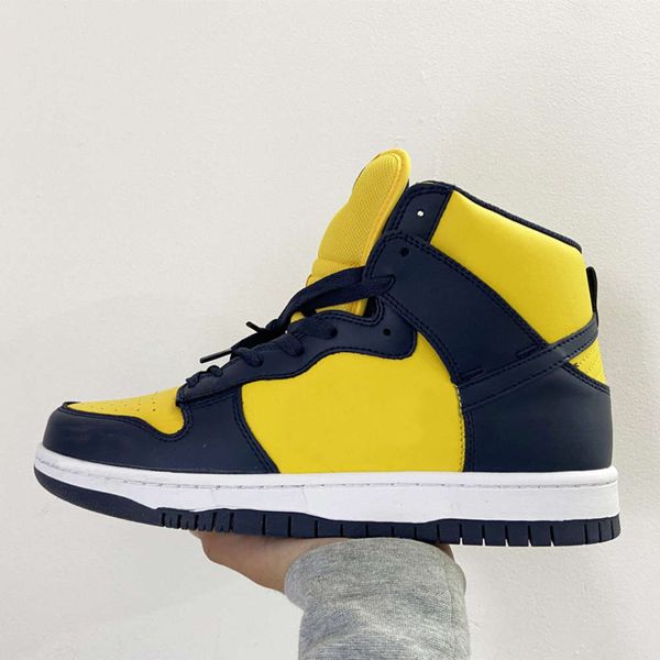 2020 new dunk high sb michigan skateboard running shox shoes for men trainers designer brand outdoor sneakers size us7-us11, White;red
2020 new dunk high sb michigan skateboard running shox shoes for men trainers designer brand outdoor sneakers size us7-us11, White;red