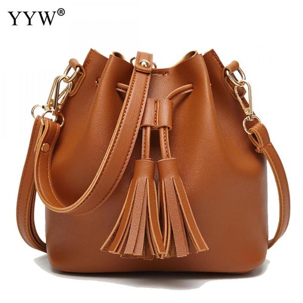 pu leather bucket bag for women fashion crossbody bags with tassels 2020 designers large capacity ladies shopping shoulder bags
pu leather bucket bag for women fashion crossbody bags with tassels 2020 designers large capacity ladies shopping shoulder bags