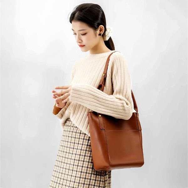 clear leather bucket bag simple leather tote son mother bag large capacity one - shoulder handbag for women
clear leather bucket bag simple leather tote son mother bag large capacity one - shoulder handbag for women