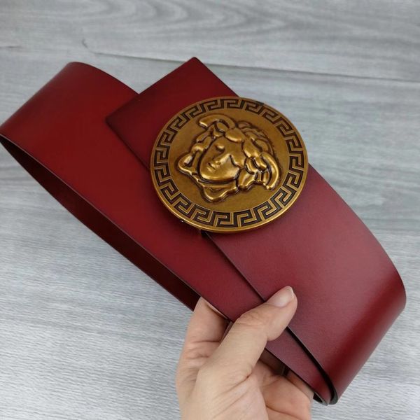2020 men belt men's belts for men designer genuine leather man belt with box for snake strap ing, Black;brown
2020 men belt men's belts for men designer genuine leather man belt with box for snake strap ing, Black;brown