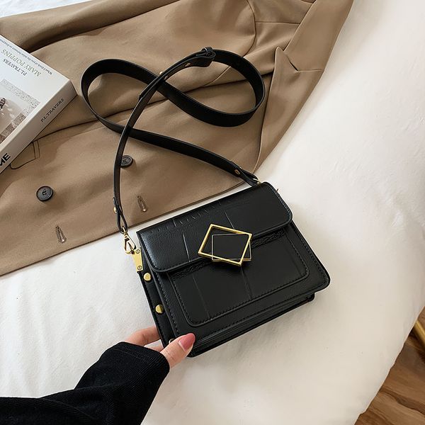 fashion rivet small square bag ladies shoulder bag 2021 winter new messenger bag solid color pu handbag luxury designer handbag c1223
fashion rivet small square bag ladies shoulder bag 2021 winter new messenger bag solid color pu handbag luxury designer handbag c1223