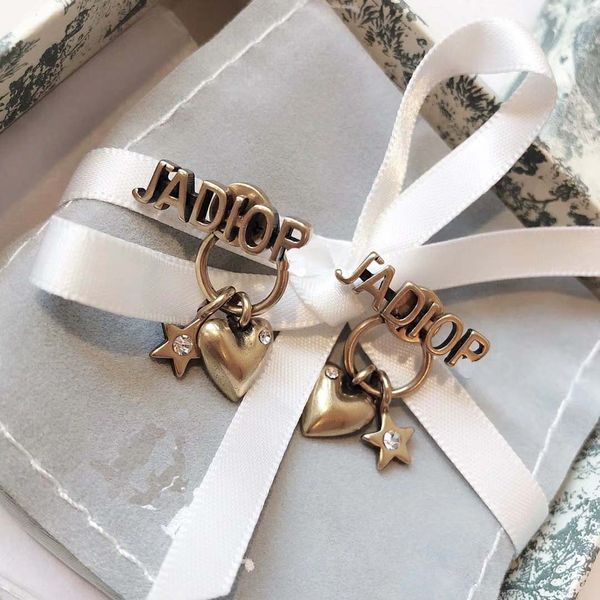 dijia d's early autumn new products love star circle letter earrings can be worn alone, Golden
dijia d's early autumn new products love star circle letter earrings can be worn alone, Golden