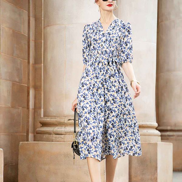 summer new floral print flower decorate v sleeve elastic seat elegant temperament fine in women's waste bolb, Black;gray
summer new floral print flower decorate v sleeve elastic seat elegant temperament fine in women's waste bolb, Black;gray