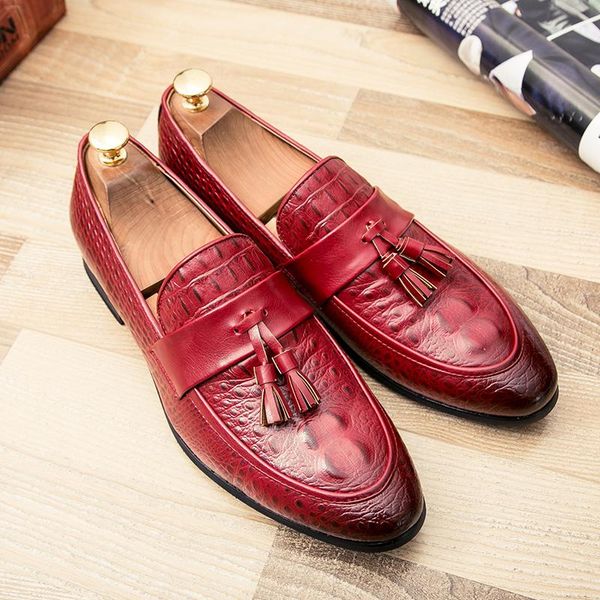 brand new men loafers fashion causal party dress shoes men rhinestone pointed toe flat breathable party shoes sapatos, Black
brand new men loafers fashion causal party dress shoes men rhinestone pointed toe flat breathable party shoes sapatos, Black