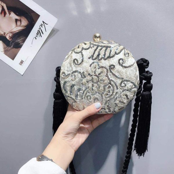 vintage embroidery velour sequined tassel circular designer bag women evening bag mini crossbody bags for women
vintage embroidery velour sequined tassel circular designer bag women evening bag mini crossbody bags for women