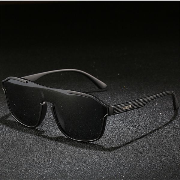 2020 new men's conjoined polarized large frame sunglasses night vision mirror style 3843, White;black
2020 new men's conjoined polarized large frame sunglasses night vision mirror style 3843, White;black
