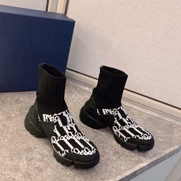 women leather shoes lace up buckle ankle boots factory direct female rough heel round head size:35-41 16, Black
women leather shoes lace up buckle ankle boots factory direct female rough heel round head size:35-41 16, Black