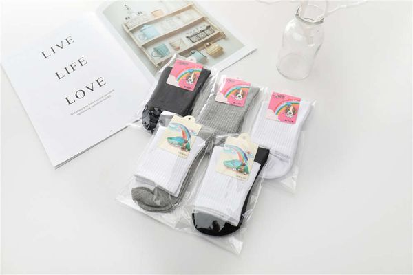 autumn and winter combed cotton children's socks student sports white socks loose mouth children's socks pure white, Black
autumn and winter combed cotton children's socks student sports white socks loose mouth children's socks pure white, Black