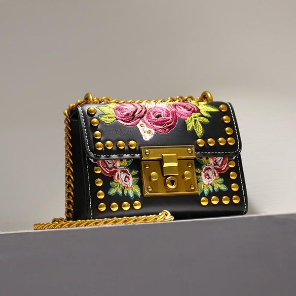 2020 fashion women handbags pu leather diamonds chains hand bag flap shoulder messenger crossbody cow leather white bags
2020 fashion women handbags pu leather diamonds chains hand bag flap shoulder messenger crossbody cow leather white bags