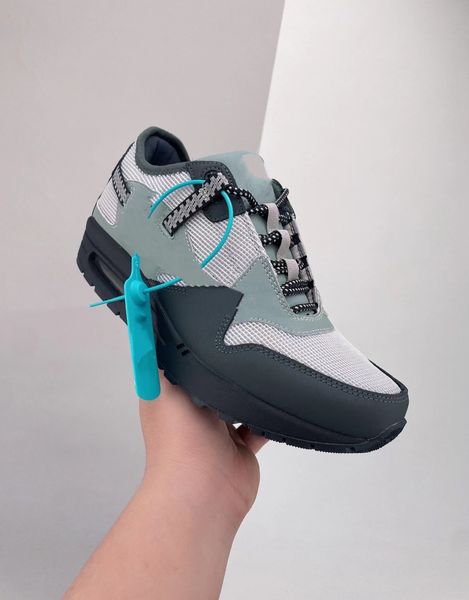 mens running shoes maxs 1s cave stone cushioned run snkrs black navy grey suede leather mesh stitching retro runner shoes casual streetwear
mens running shoes maxs 1s cave stone cushioned run snkrs black navy grey suede leather mesh stitching retro runner shoes casual streetwear