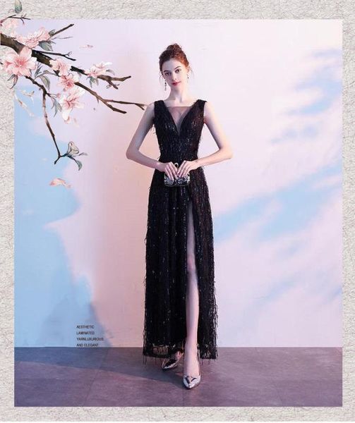 new 2020 women's intellectual elegant deep-v evening black lace printed strapless sleeve dress1, Black;gray
new 2020 women's intellectual elegant deep-v evening black lace printed strapless sleeve dress1, Black;gray