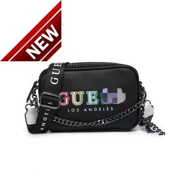2022 new lettering hanging decoration camera women's single shoulder oblique span portable small square bag
2022 new lettering hanging decoration camera women's single shoulder oblique span portable small square bag