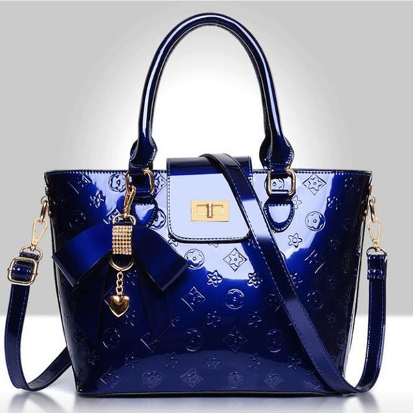 2019 luxury portable handbag fashion simple crossbody bag style shoulder bag lady patent leather handbag purse c1228
2019 luxury portable handbag fashion simple crossbody bag style shoulder bag lady patent leather handbag purse c1228