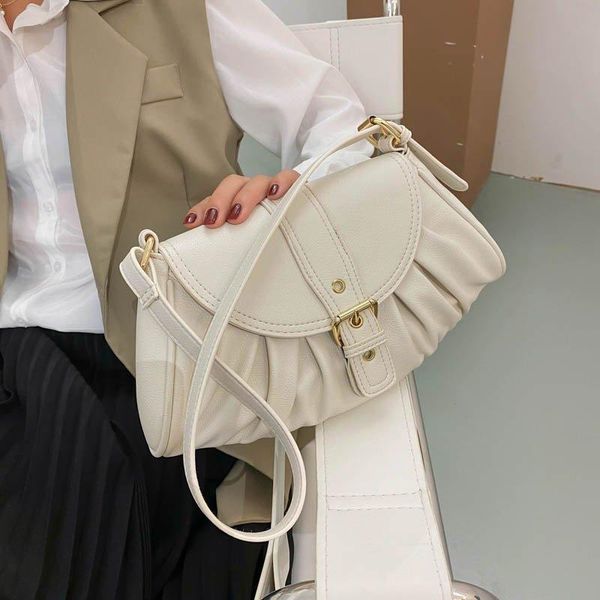 new fashion weave pu leather ladies fashion clutch hand bags soft leather dumpling shoulder bags purse
new fashion weave pu leather ladies fashion clutch hand bags soft leather dumpling shoulder bags purse