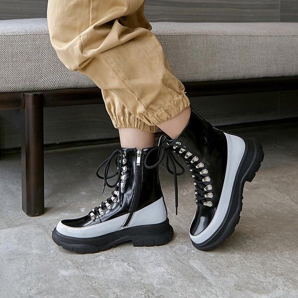 boots winter genuine leather women fashion black and white color matching cow shoes
boots winter genuine leather women fashion black and white color matching cow shoes