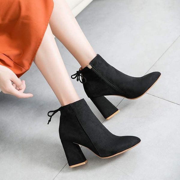 thick heeled boots high heel wedding boots short red wedding shoes bridal shoes women's short, Black
thick heeled boots high heel wedding boots short red wedding shoes bridal shoes women's short, Black