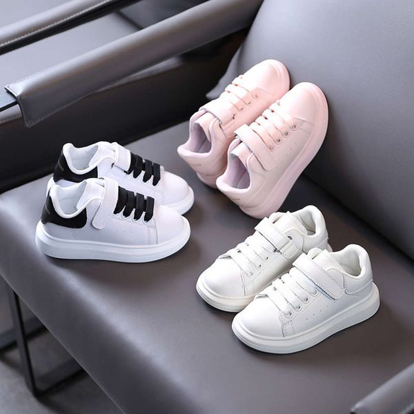 2021 children's small new white boys' board spring simple versatile girls' casual sho, Black;red
2021 children's small new white boys' board spring simple versatile girls' casual sho, Black;red
