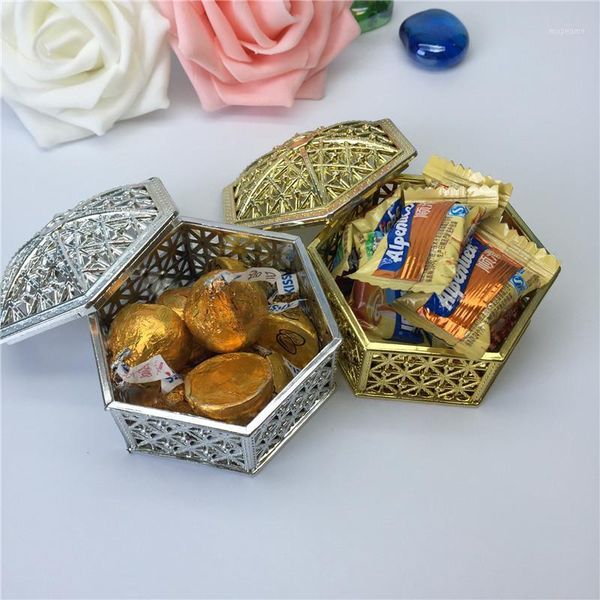 gift wrap 100pcs/lot creative wedding candy box hexagon shape hollow plastic boxes gold and silver plating boxes1
gift wrap 100pcs/lot creative wedding candy box hexagon shape hollow plastic boxes gold and silver plating boxes1