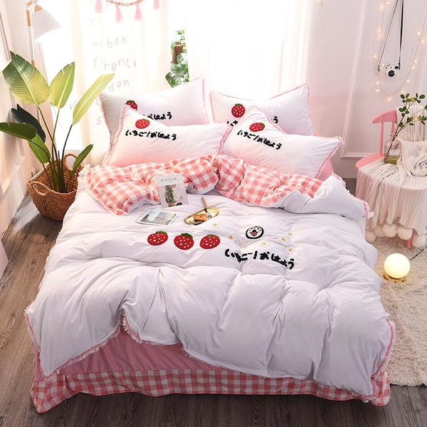 soft thicken winter embroidery tassel crystal velvet duvet cover bed sheet pillowcase 4pcs home bedding set solid plaid #266
soft thicken winter embroidery tassel crystal velvet duvet cover bed sheet pillowcase 4pcs home bedding set solid plaid #266