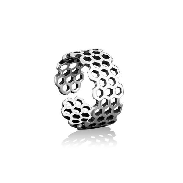 kofsac 2020 chic 925 sterling silver ring for women party jewelry exquisite vintage hollow geometric honeycomb ring lady gifts, Golden;silver
kofsac 2020 chic 925 sterling silver ring for women party jewelry exquisite vintage hollow geometric honeycomb ring lady gifts, Golden;silver
