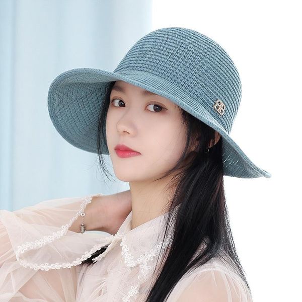 2020 spring summer shade sun hat for ladies double eaves folding bucket hat women fishing with metal knit cap for femal, Blue;gray
2020 spring summer shade sun hat for ladies double eaves folding bucket hat women fishing with metal knit cap for femal, Blue;gray