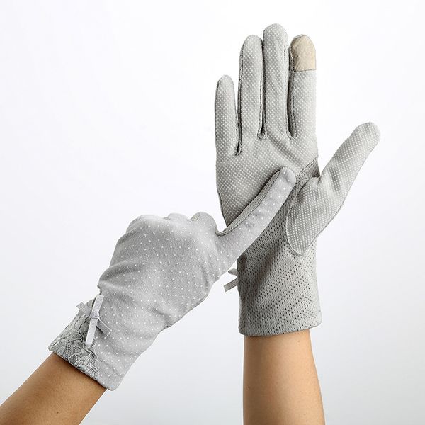 summer uv sunscreen short sun female women fashion flowers knitted lace driving touch screen thin gloves c49, Blue;gray
summer uv sunscreen short sun female women fashion flowers knitted lace driving touch screen thin gloves c49, Blue;gray