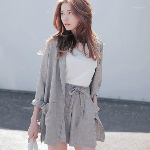 women's tracksuits 2021 crop and v-neck skirt set the dress suits loose cotton linen suit + with shorts fashion leisure 2 female1, Gray
women's tracksuits 2021 crop and v-neck skirt set the dress suits loose cotton linen suit + with shorts fashion leisure 2 female1, Gray