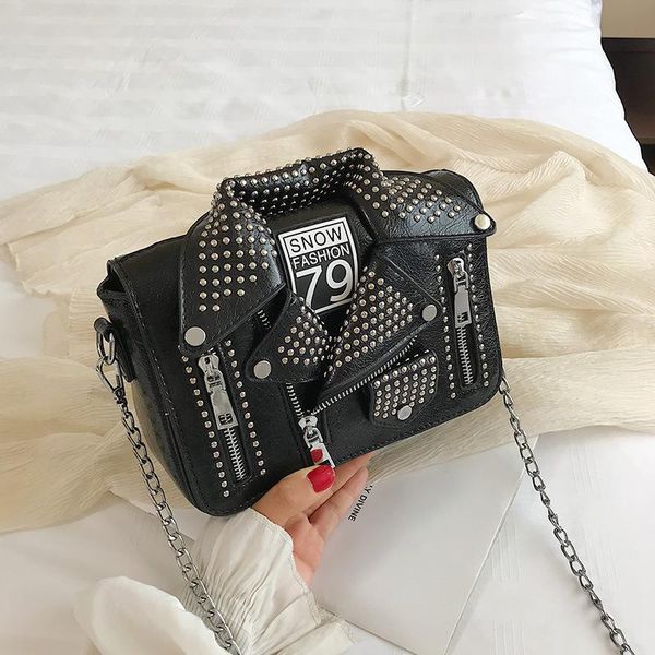 women's new chain small square bag fashion korean version shoulder handbag versatile rivet clothing bag
women's new chain small square bag fashion korean version shoulder handbag versatile rivet clothing bag