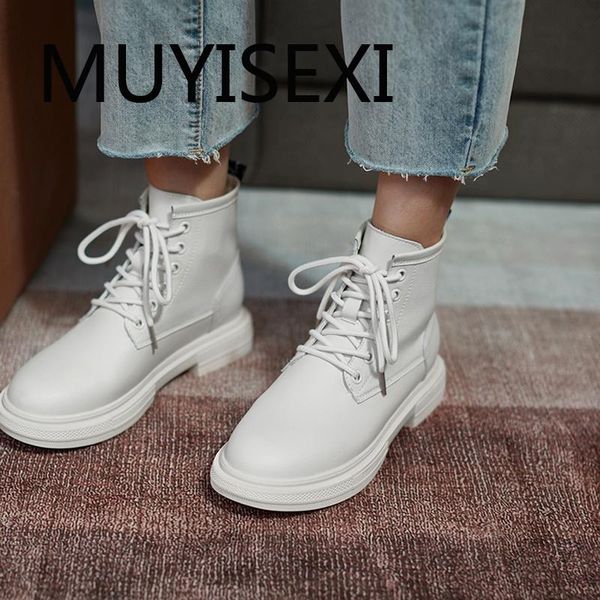 leisure vintage genuine leather round toe 2.5cm med heel lace up women winter warm fashion concise cozy ankle boot am42 muyisexi, Black
leisure vintage genuine leather round toe 2.5cm med heel lace up women winter warm fashion concise cozy ankle boot am42 muyisexi, Black