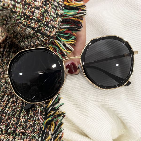 female korean version personality versatile big face thin net red round street sfashion sunglasses trendy glasses, White;black
female korean version personality versatile big face thin net red round street sfashion sunglasses trendy glasses, White;black