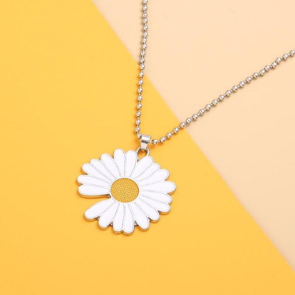 simple daisy flower pendants necklaces women man charm collar jewelry fashion long chain k- hip hop choker bijoux gifts 2020, Golden;silver
simple daisy flower pendants necklaces women man charm collar jewelry fashion long chain k- hip hop choker bijoux gifts 2020, Golden;silver