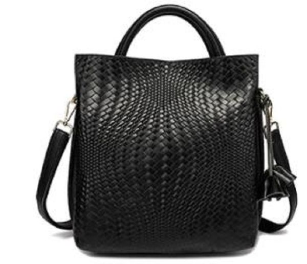 leather handbag 2020 new fashion handbag female big bag wild writing shoulder bag atmosphere leather mother messenger bag
leather handbag 2020 new fashion handbag female big bag wild writing shoulder bag atmosphere leather mother messenger bag