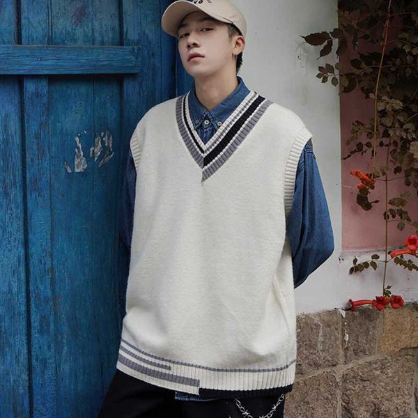 men's vests loose sweater autumn and winter v-neck sleeveless vest literary fashion color matching, Black;white
men's vests loose sweater autumn and winter v-neck sleeveless vest literary fashion color matching, Black;white