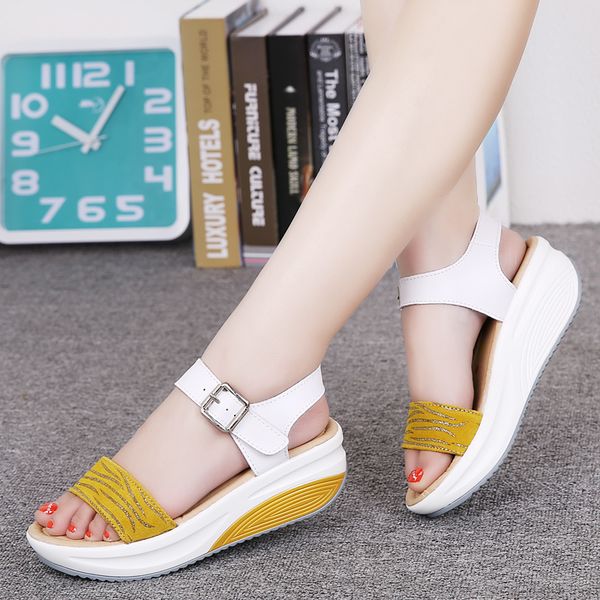 genuine leather women's platform sandals flip flops slippers beach shoes ladies summer gladiator high heel sandals casual female y20070, Black
genuine leather women's platform sandals flip flops slippers beach shoes ladies summer gladiator high heel sandals casual female y20070, Black
